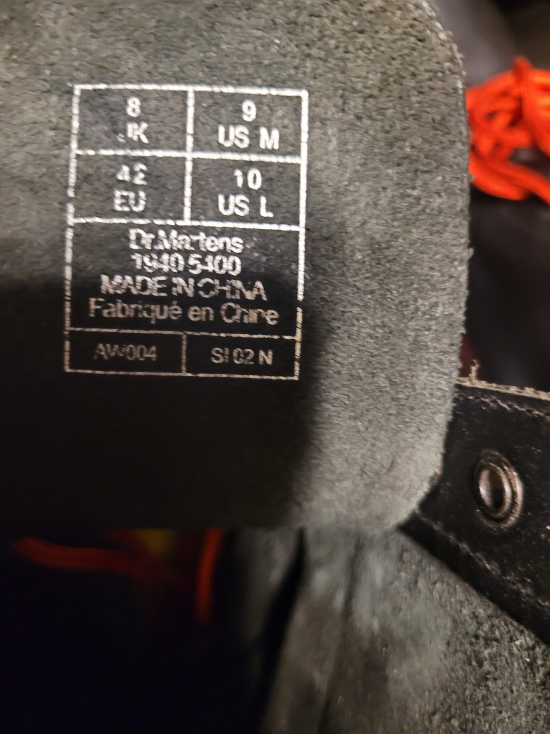 Vintage Steel-Toe Doc Marten Boots – 24 Eyelets, Red Laces, Rare 1940-5400 Model